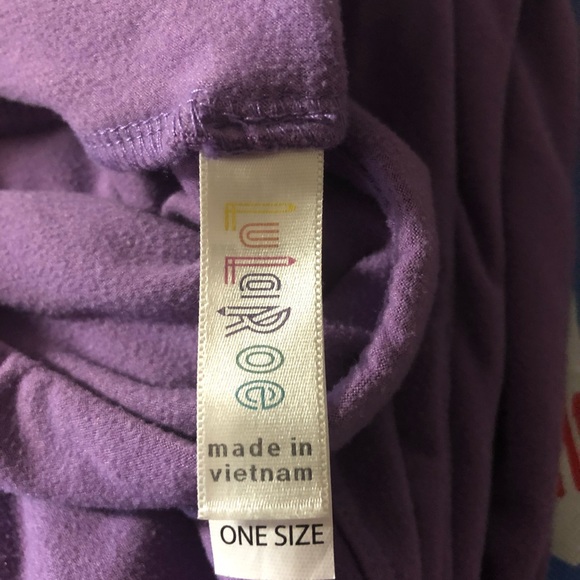 Lula roe os leggings 5 pairs - Picture 6 of 6